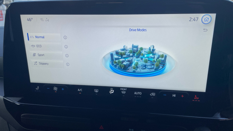 Ford Tourneo Custom 320 L1 Diesel Fwd 2.0 EcoBlue 136ps H1 Titanium 8 seater Auto